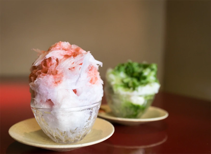 Strawberry and Macha Kakikori Japanese Snacks Shaved ice