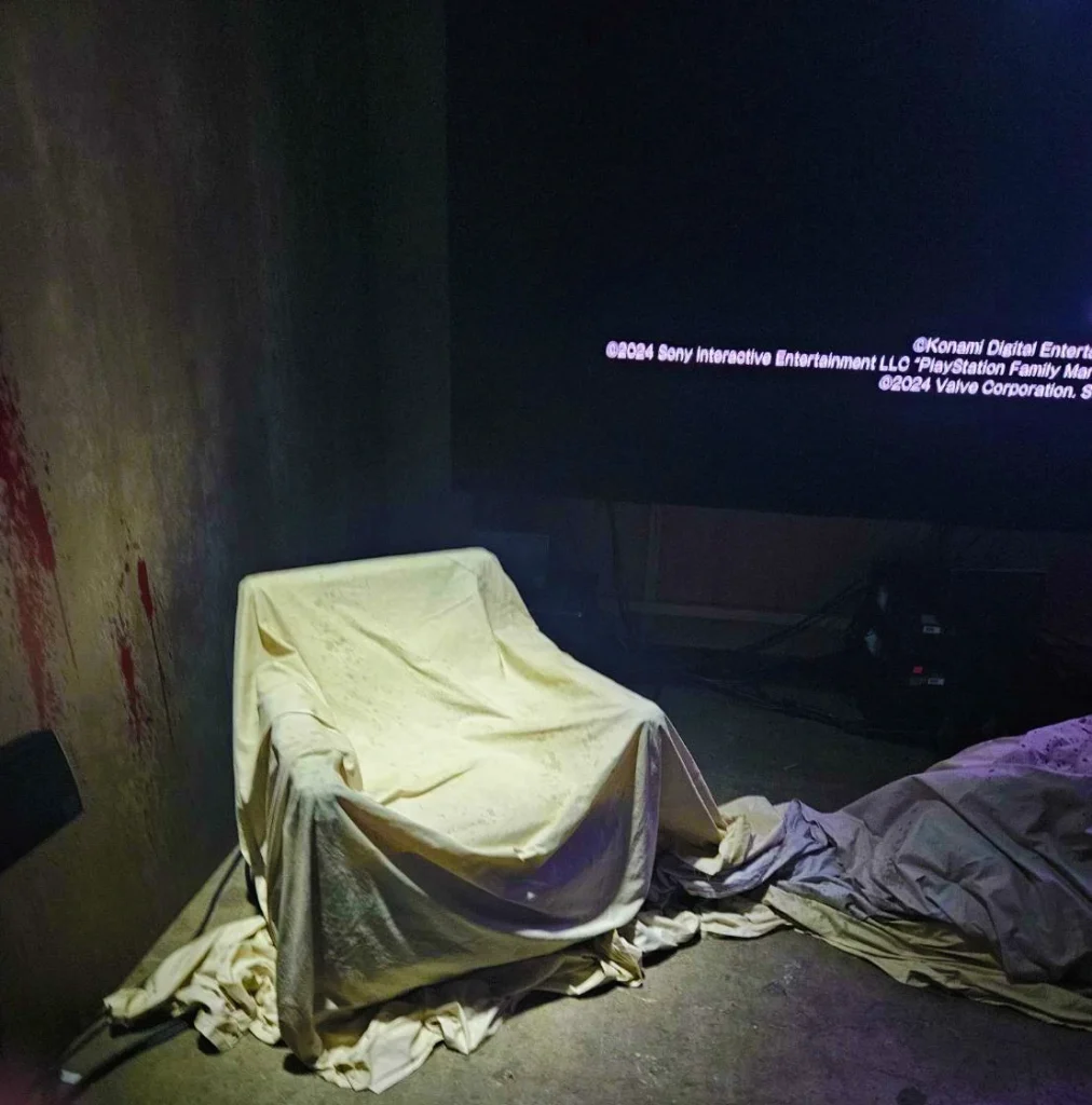 Silent Hill 2 Remake Tokyo Game Show Exhibit Chair Draped